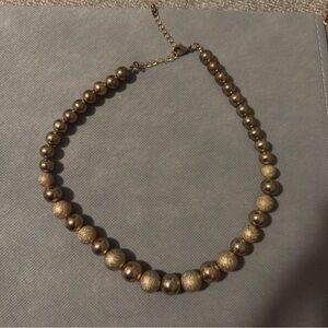 Trendy modern chic chunky Elegant Gold Beaded Necklace